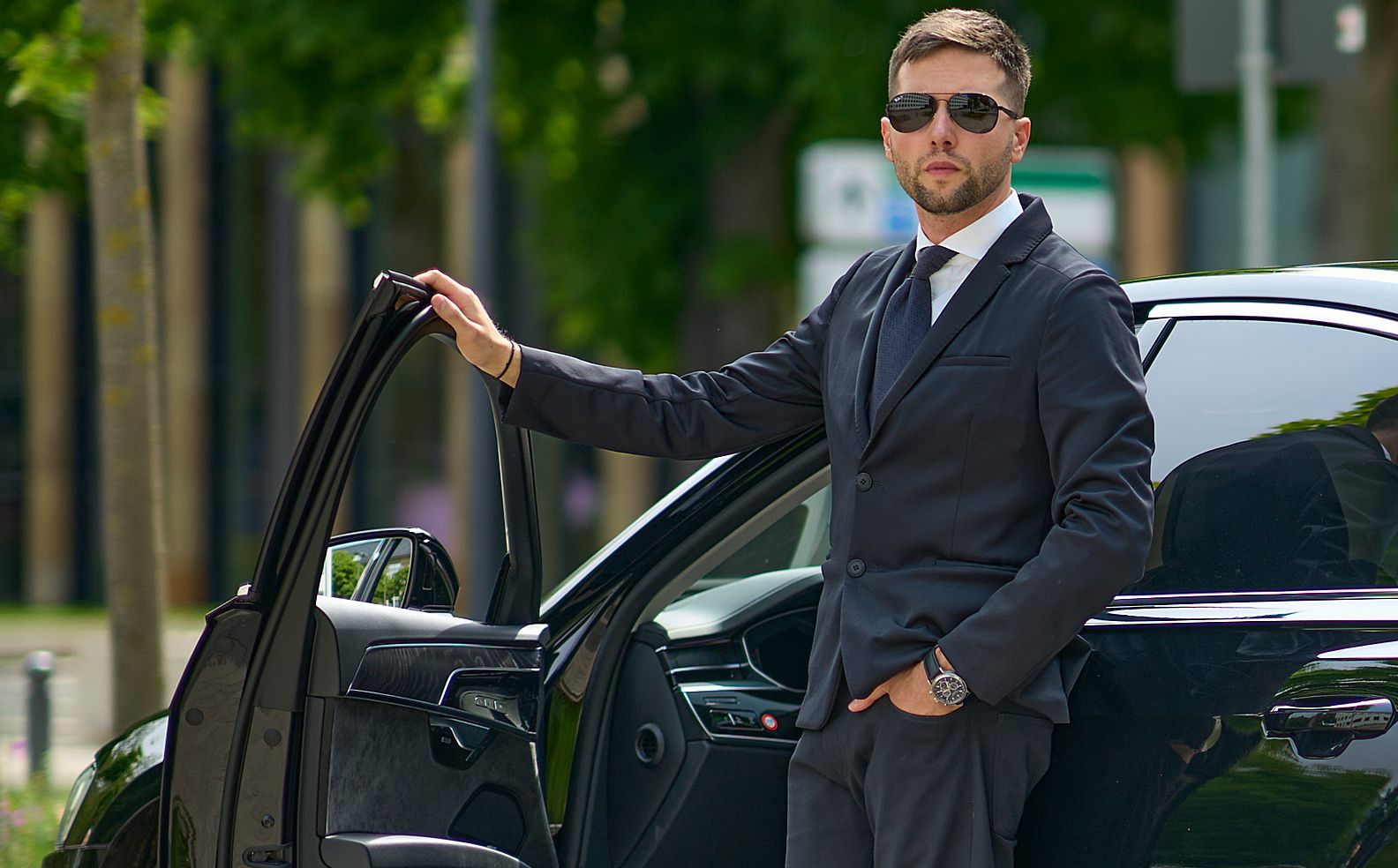Exclusive Limousine Service for business travellers